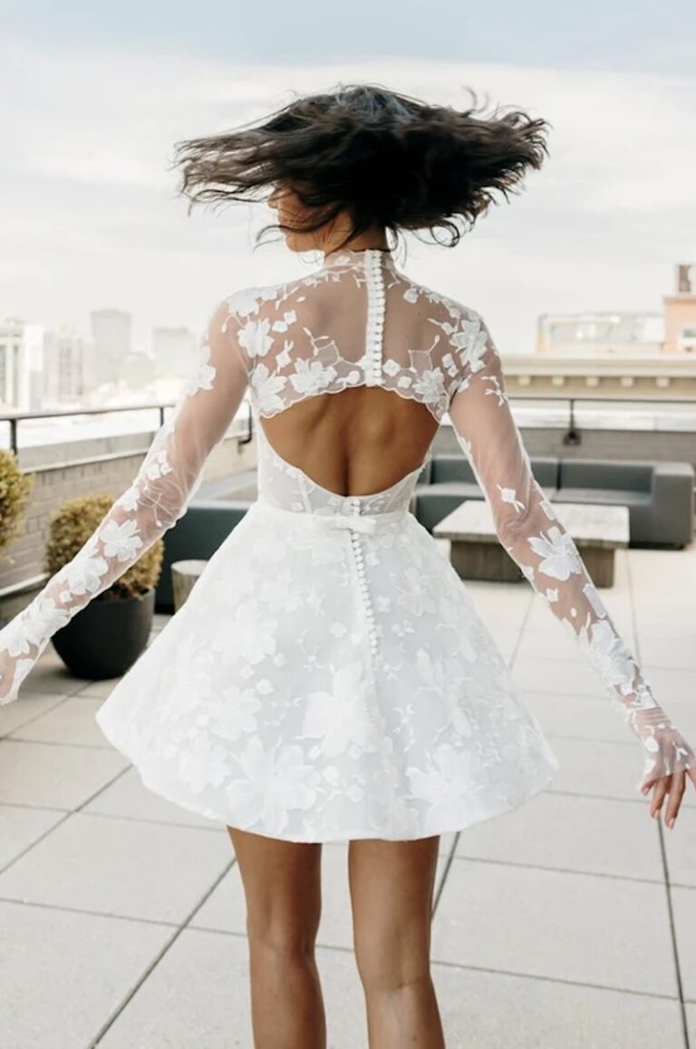 wedding dress style for short girl Top 10 Petite Wedding Dress Styles for 2025 - Pretty Happy Love - Wedding  Blog