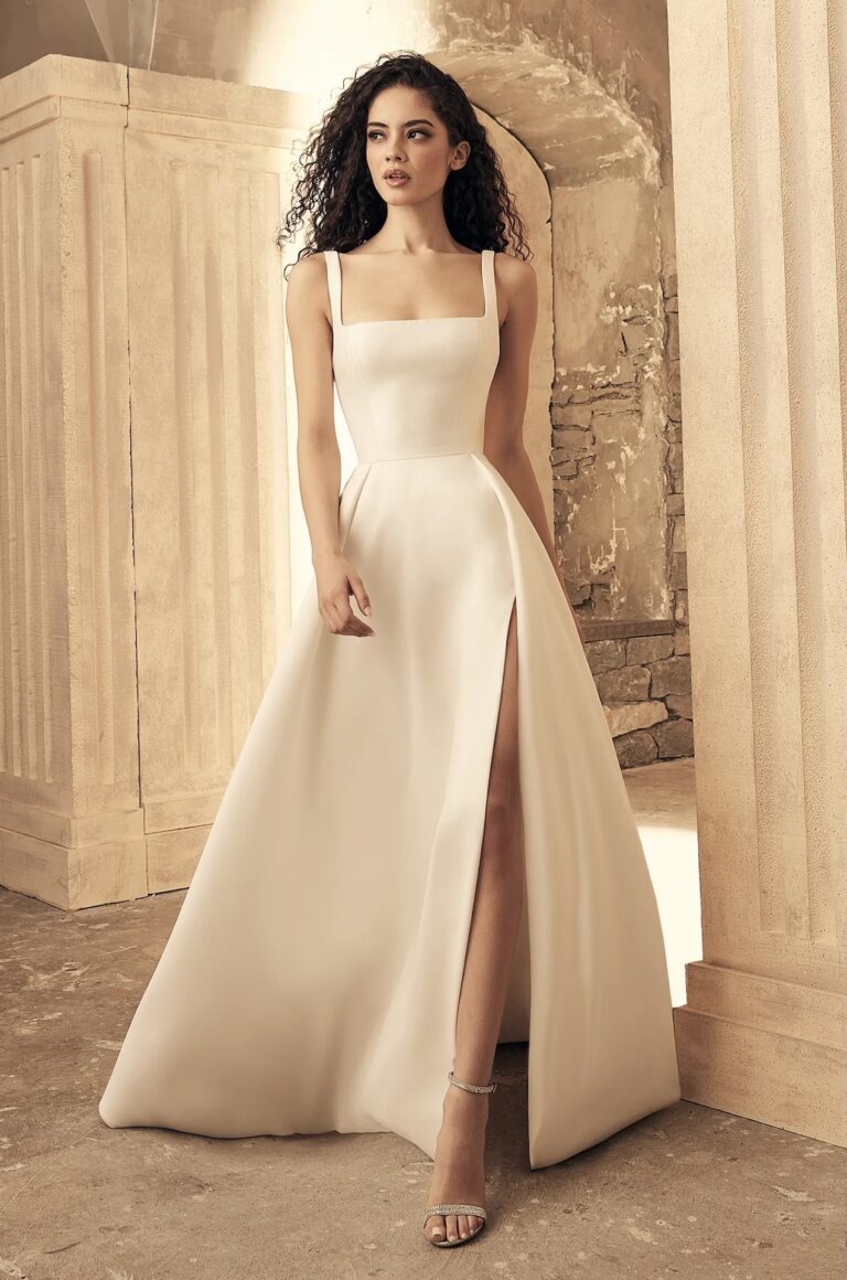elegant off white dresses Berylove Women A-Line Long Sleeve Wedding Dress Elegant Ivory Bridal Dress With Lace, Ivory / US2 main image 1