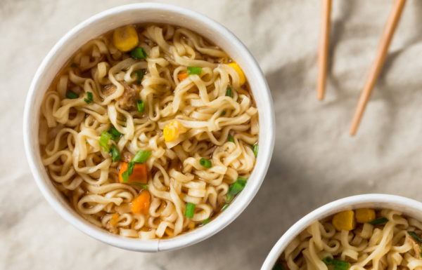 DIY ramen noodles wedding