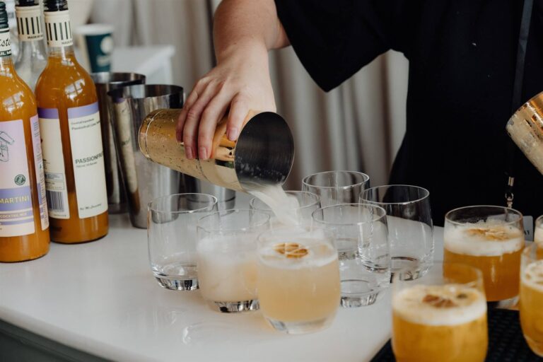 Drink being mixed at wedding expo in Sydney 2025