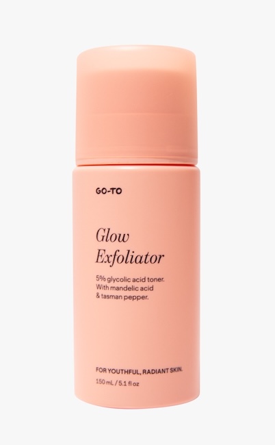 An exfoliating serum for bridal skincare preparation