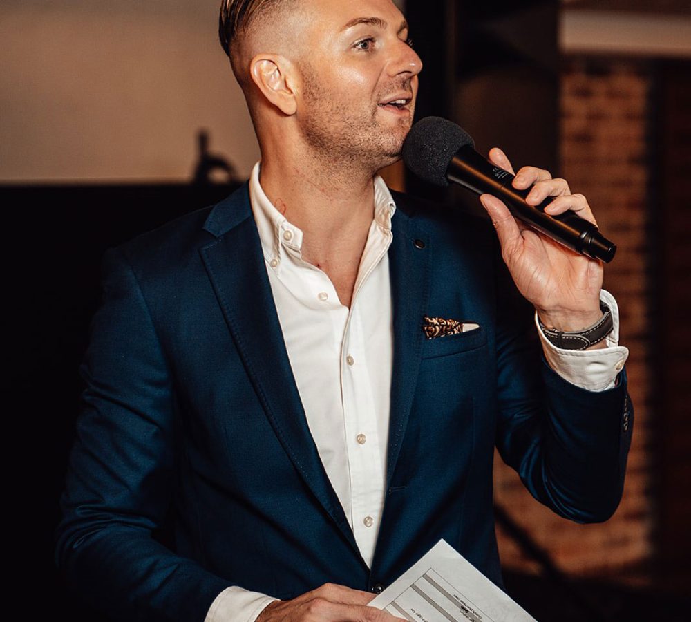 Best wedding celebrant Melbourne creating a relaxed and funny wedding ceremony for a happy couple.