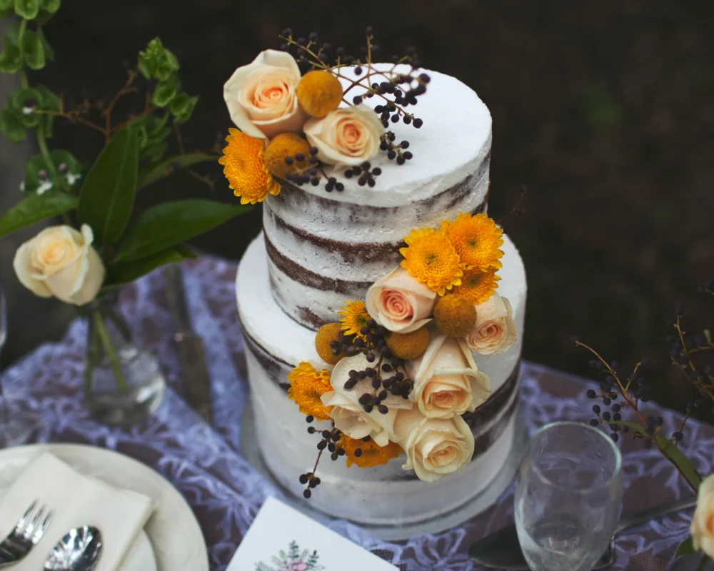 MAD ABOUT CAKES