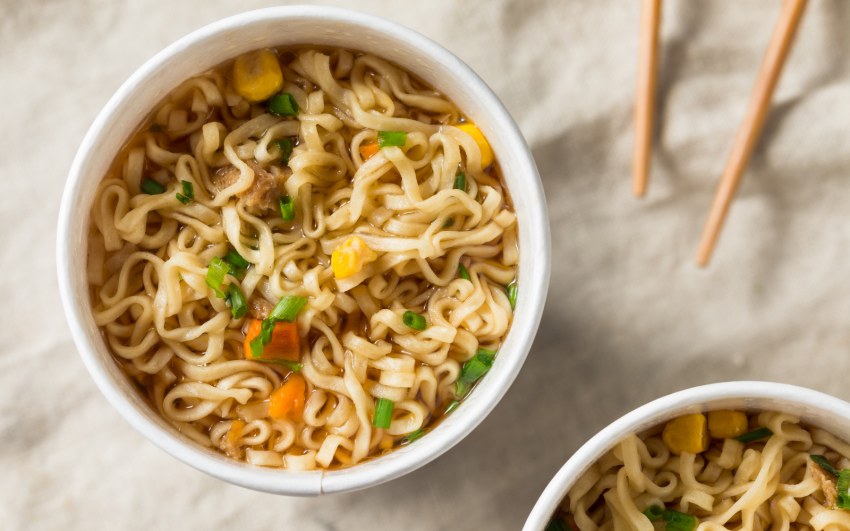 DIY ramen noodles wedding